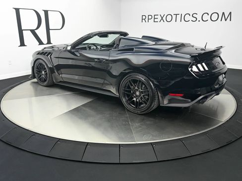 Used 2019 Ford Mustang GT Premium w/ GT Performance Package RWD image 4