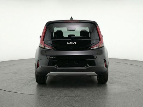 Used 2025 Kia Soul LX w/ LX Technology Package image 7