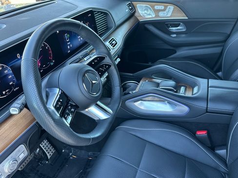 Certified 2024 Mercedes-Benz GLS 580 4MATIC image 10
