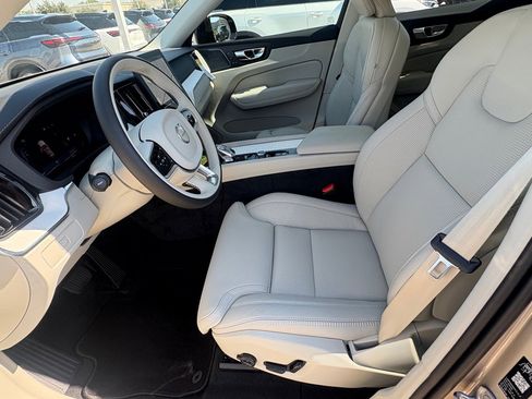 New 2026 Volvo XC60 B5 Ultra w/ Protection Package Premier image 18