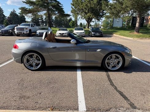 Used 2011 BMW Z4 sDrive35is RWD image 12