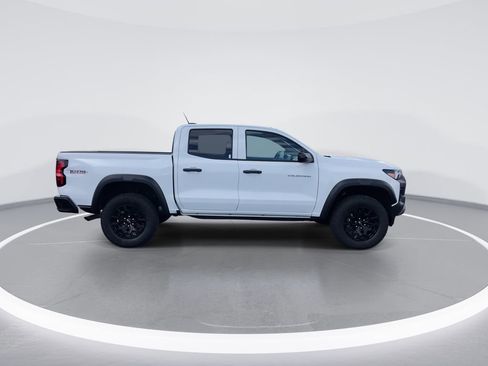 Used 2026 Chevrolet Colorado Trail Boss image 9