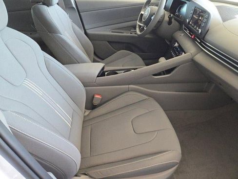 New 2026 Hyundai Elantra SEL Sport Premium FWD image 10
