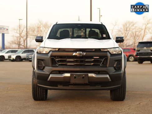 Used 2023 Chevrolet Colorado Trail Boss w/ Technology Package image 2