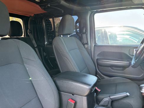 Used 2020 Jeep Gladiator Sport w/ Quick Order Package 23S AWD/4WD image 32
