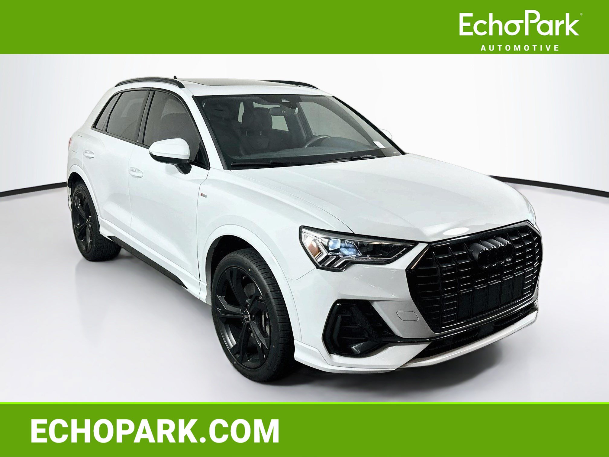 Used 2023 Audi Q3 2.0T Premium Plus w/ Premium Plus Package AWD/4WD image 1