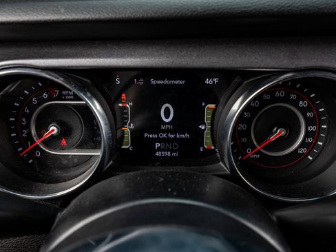 Used 2020 Jeep Gladiator Mojave w/ LED Lighting Group image 18