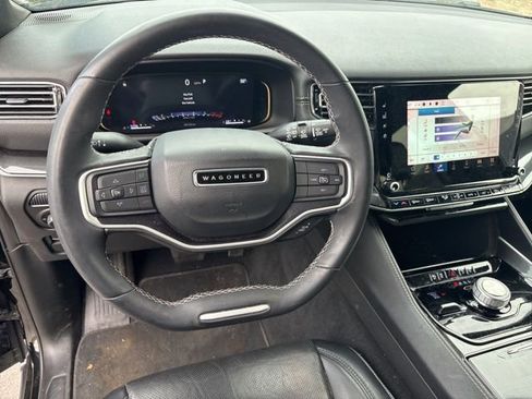 Used 2022 Jeep Wagoneer Series I w/ Premium Group I image 40