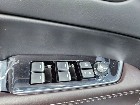 New 2025 MAZDA CX-5 Signature image 14