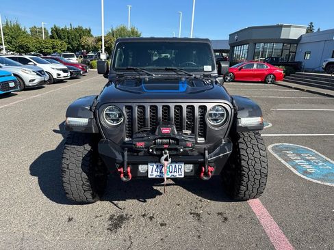 Used 2022 Jeep Wrangler Unlimited Rubicon 4xe w/ Cold Weather Group AWD/4WD image 2