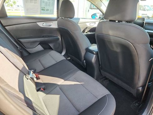 Used 2024 Kia Forte LXS FWD image 28