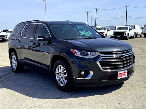 Used 2020 Chevrolet Traverse LT image 4
