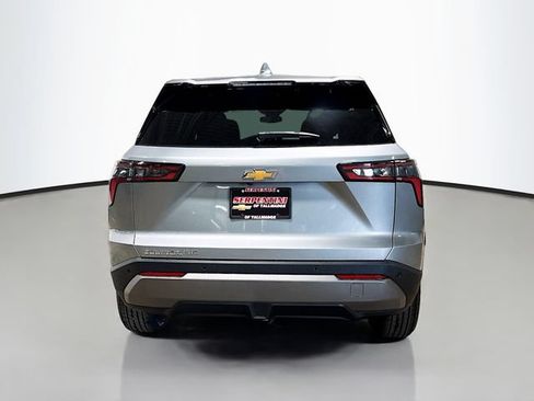 New 2026 Chevrolet Equinox LT w/ LPO, Floor Liner Package AWD/4WD image 9