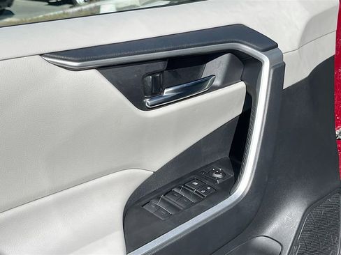Used 2024 Toyota RAV4 XLE image 17