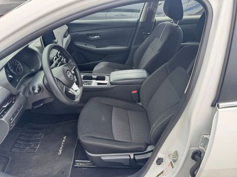 Used 2025 Nissan Sentra SV image 24