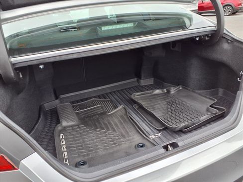 Used 2019 Toyota Camry LE image 29