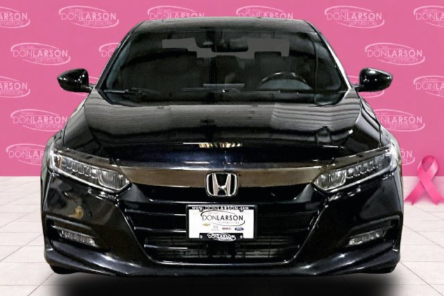 Used 2018 Honda Accord Sport image 2