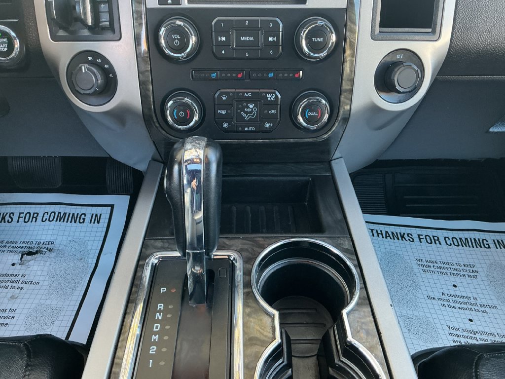 Used 2017 Ford Expedition EL Limited w/ Equipment Group 301A AWD/4WD image 23