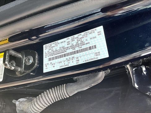 Used 2022 Ford F150 Lariat w/ Equipment Group 502A High AWD/4WD image 5