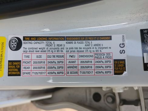 Used 2021 Toyota Corolla LE image 14