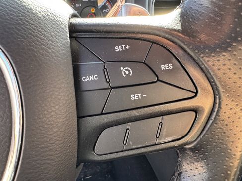 Used 2019 Dodge Charger Scat Pack image 22