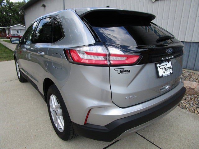 Used 2024 Ford Edge SEL AWD/4WD image 5