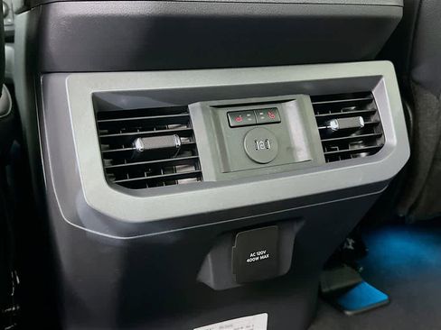 New 2026 Ford F250 Lariat w/ Black Appearance Package image 13