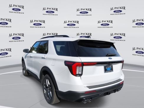 New 2026 Ford Explorer ST image 3