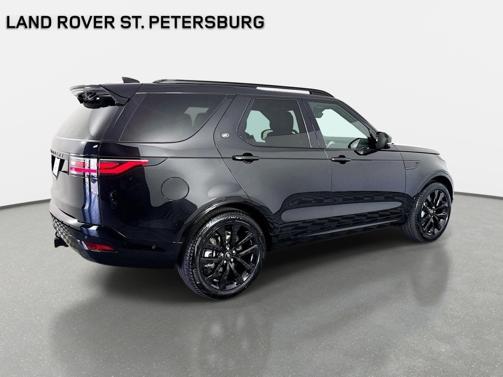 Used 2026 Land Rover Discovery Dynamic SE AWD/4WD image 5