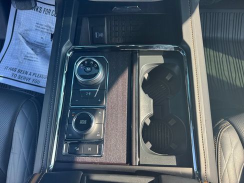 Certified 2024 Ford Expedition Platinum AWD/4WD image 21