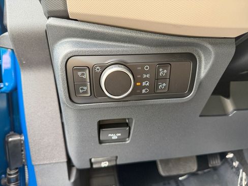 Used 2024 Ford Bronco Wildtrak AWD/4WD image 19