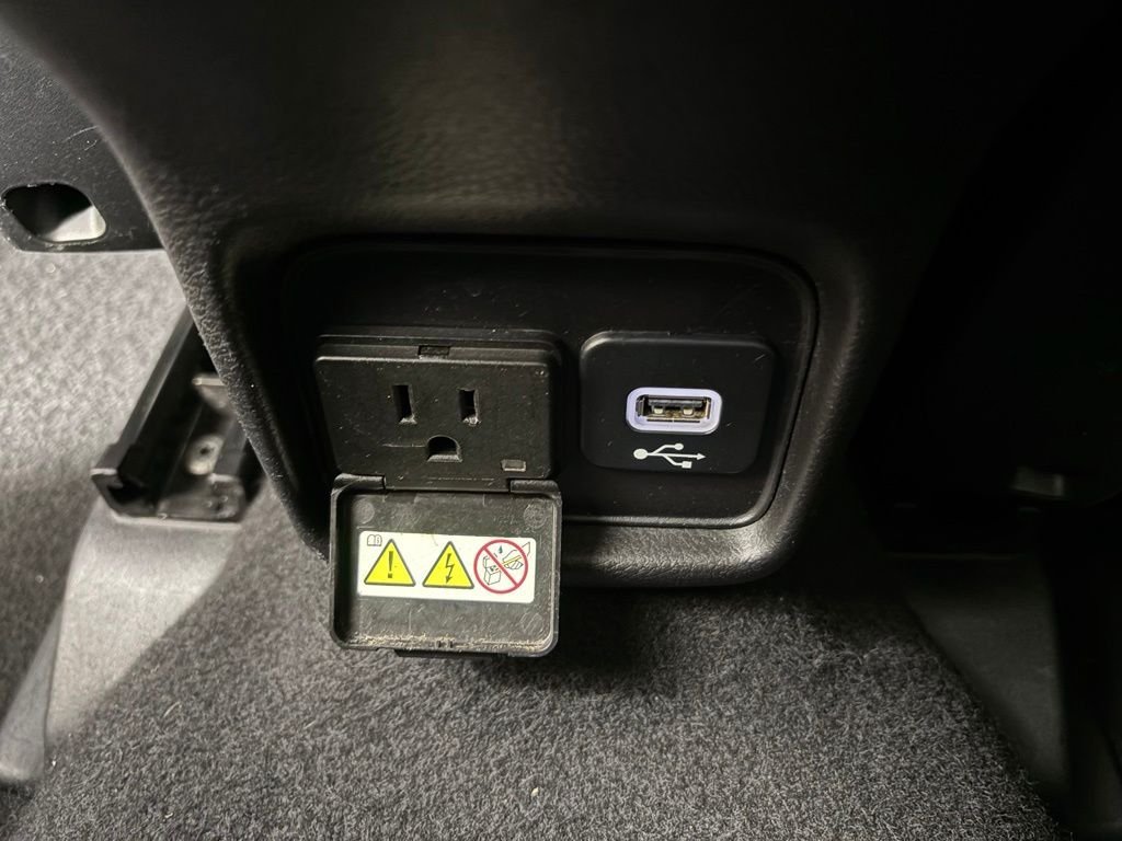 Used 2021 Jeep Compass Limited AWD/4WD image 36