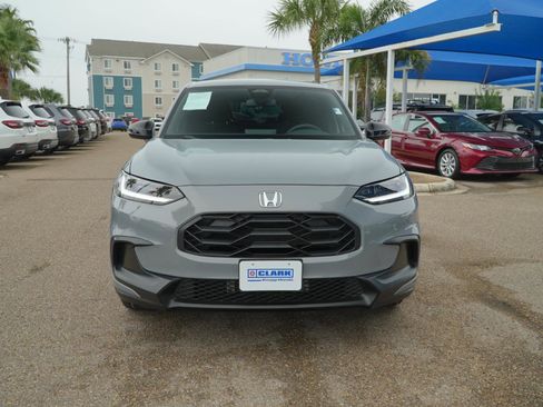 Used 2024 Honda HR-V Sport image 2