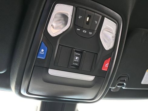 Used 2025 RAM 1500 Big Horn image 21