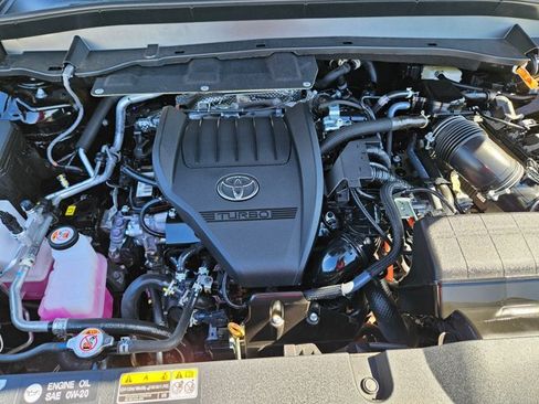 Used 2026 Toyota Grand Highlander AWD Hybrid image 23
