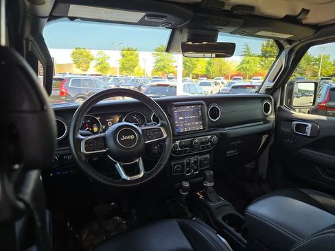Used 2022 Jeep Wrangler Unlimited Sahara w/ Safety Group image 24