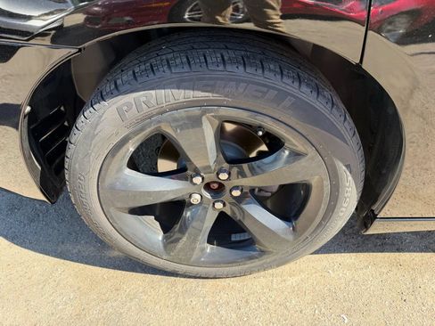 Used 2014 Dodge Charger R/T RWD image 26