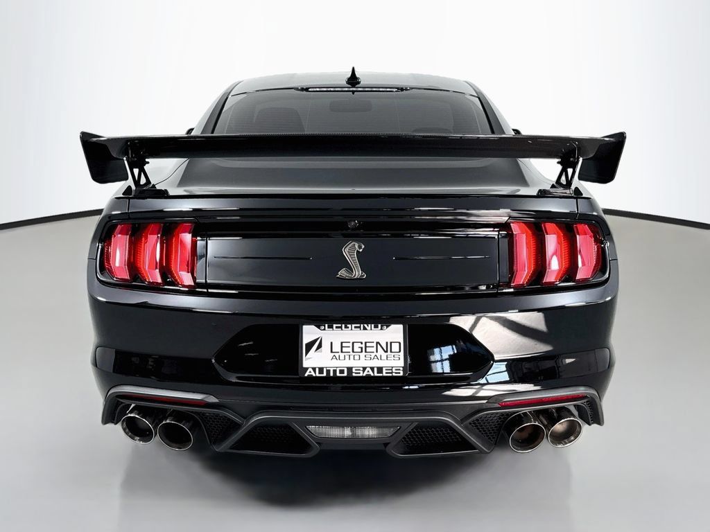 Used 2022 Ford Mustang Shelby GT500 w/ Carbon Fibre Track Pack RWD image 7