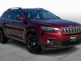 Used 2019 Jeep Cherokee Latitude Plus image 2