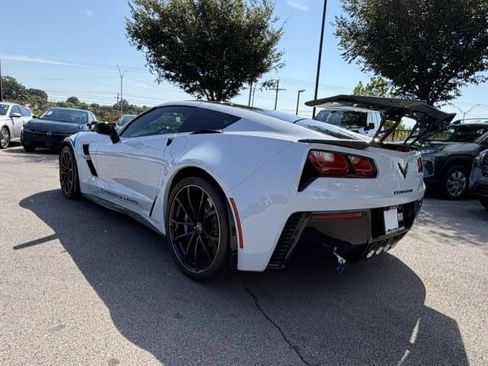 Used 2018 Chevrolet Corvette Grand Sport w/ Carbon 65 Edition RWD image 3