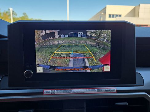 Certified 2025 Toyota Tacoma SR5 image 22