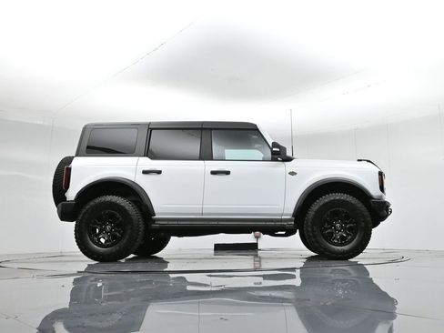 Used 2022 Ford Bronco Wildtrak image 46