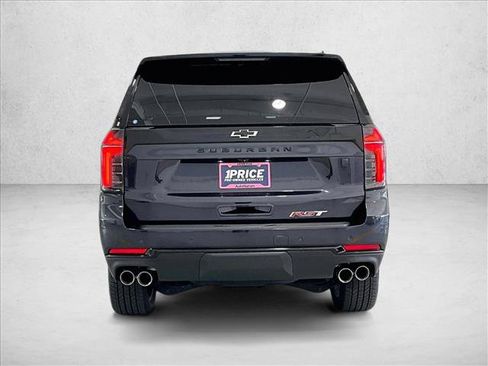 Used 2025 Chevrolet Suburban RST RWD image 4