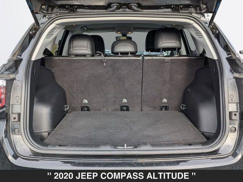 Used 2020 Jeep Compass Latitude image 33