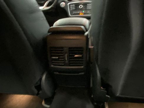 Used 2015 Mercedes-Benz CLA 250 4MATIC w/ Sport Package Plus image 36