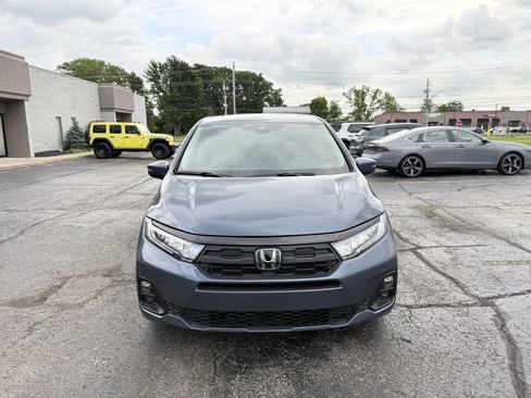 Used 2025 Honda Odyssey EX-L image 2