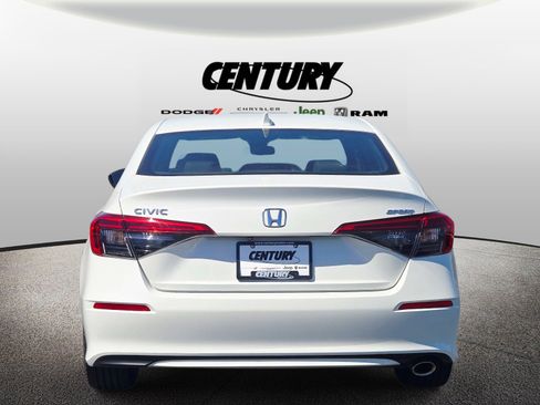 Used 2024 Honda Civic Sport image 5