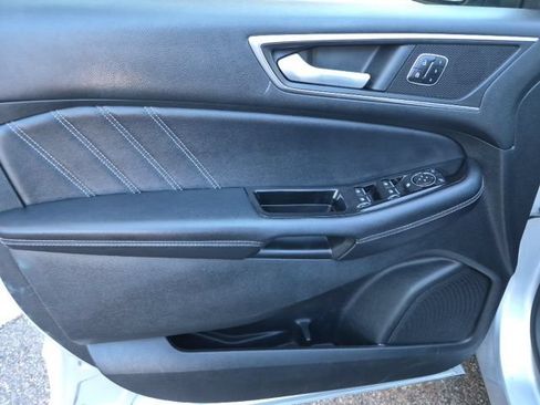 Used 2016 Ford Edge Sport w/ Equipment Group 401A AWD/4WD image 16