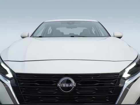 Used 2024 Nissan Altima 2.5 SL image 37