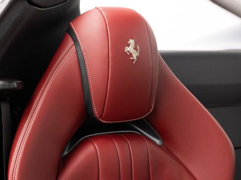 Certified 2021 Ferrari 812 GTS RWD image 73